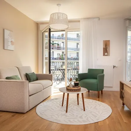 Zenao Aparthotel 3*